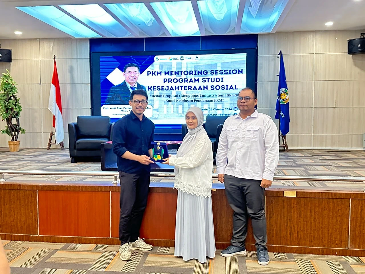 Kupas Tuntas Strategi Lolos Pendanaan PKM, Prodi Kesejahteraan Sosial FISIP USU Hadirkan Pakar Unhas dalam Sesi Mentoring Eksklusif
